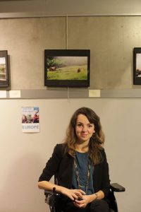 Audrey Barbaud lors du vernissage de l'exposition samedi 14 janvier 2017 © Juliette Le Naire